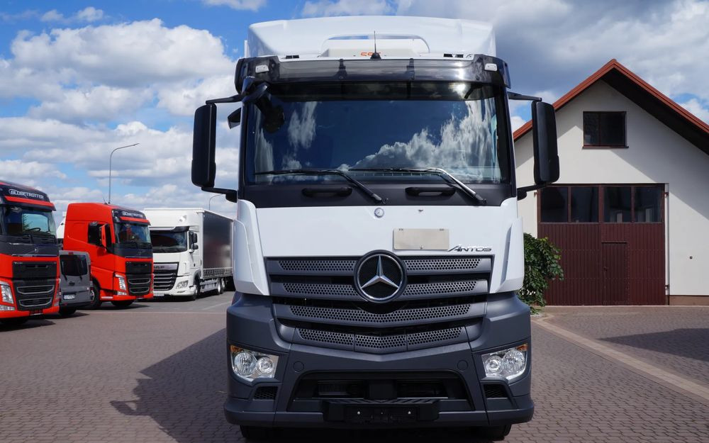Mercedes-Benz ANTOS 2632 6x2 EURO 6 KONTENER 21 PALET ŁAD. 15.000 KG WINDA WEBASTO - Camion fourgon: photos 2 Mercedes-Benz ANTOS 2632 6x2 EURO 6 KONTENER 21 PALET ŁAD. 15.000 KG WINDA WEBASTO - Camion fourgon: photos 2