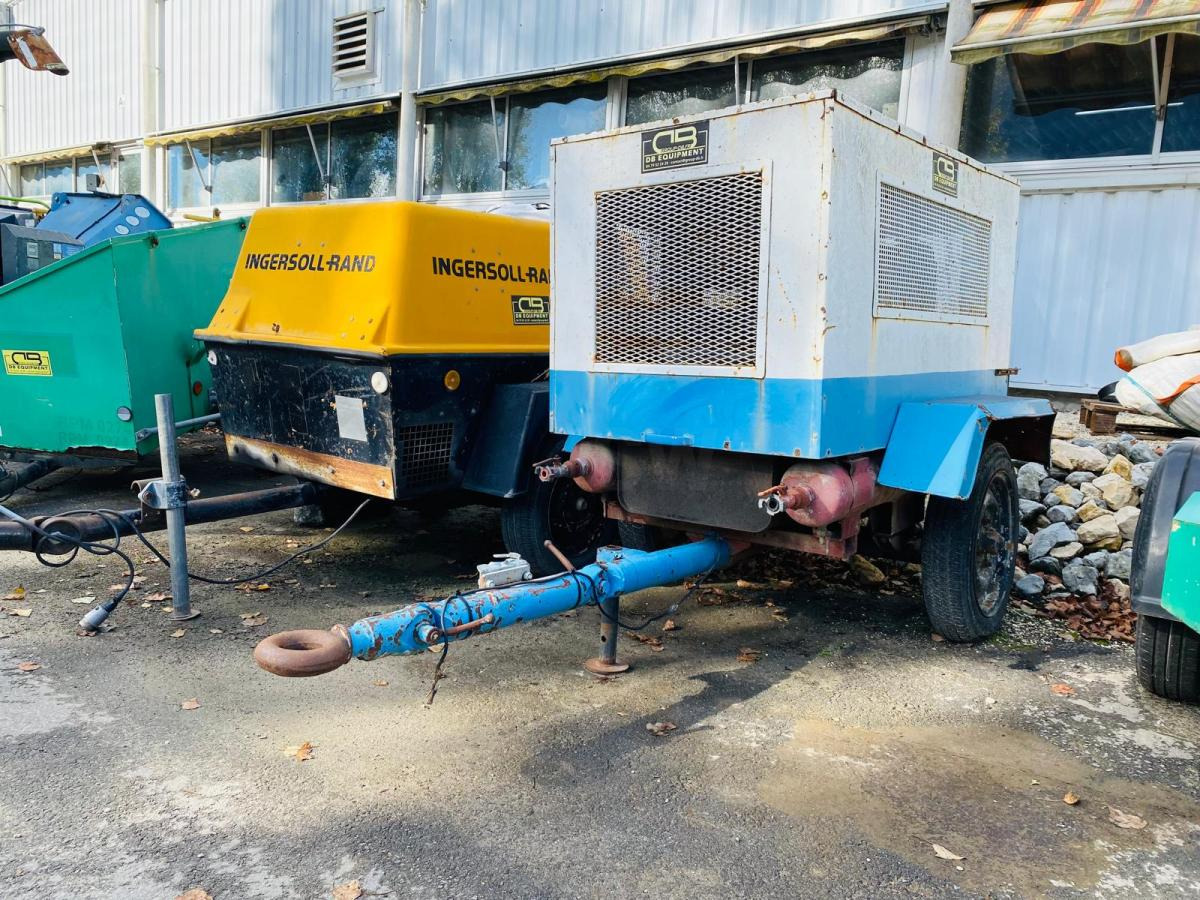 Compresseur Gris (NET DE TVA) - Compresseur d'air: photos 1 Compresseur Gris (NET DE TVA) - Compresseur d'air: photos 1