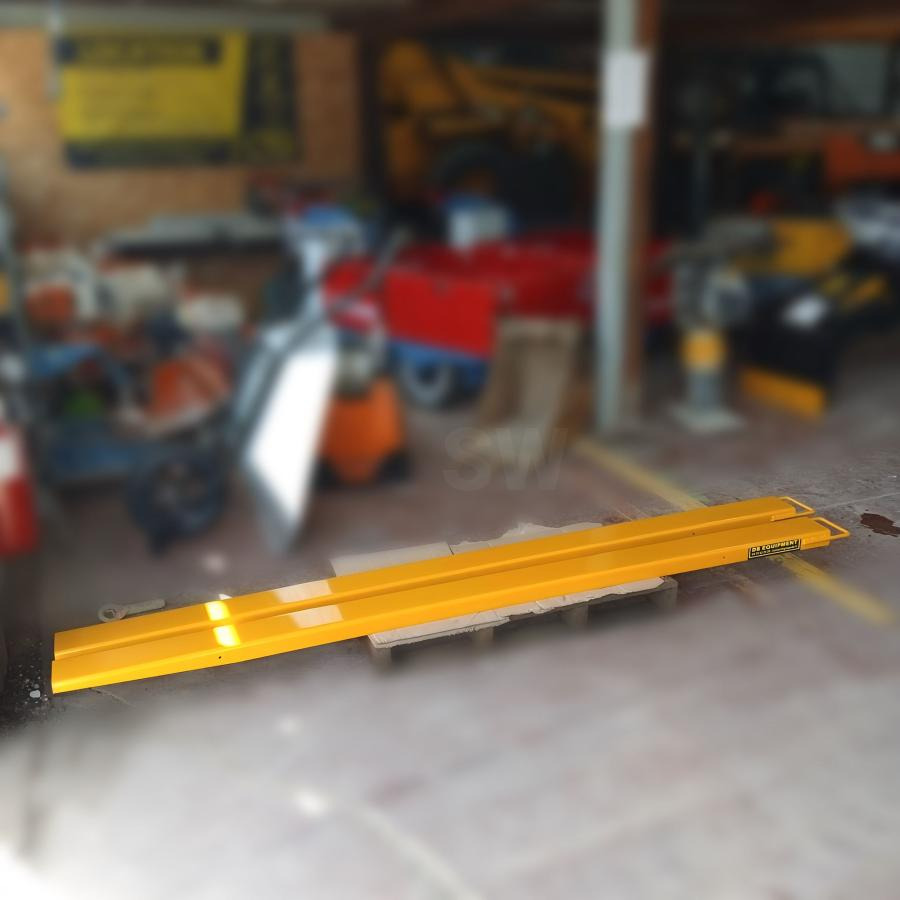 RALLONGES DE FOURCHES 243x11cm 1 PAIRE NEUVE - Fourches pour Matériel de manutention: photos 3 RALLONGES DE FOURCHES 243x11cm 1 PAIRE NEUVE - Fourches pour Matériel de manutention: photos 3