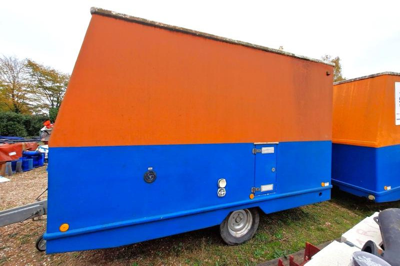 REMORQUE BASE VIE CABANE DE CHANTIER - Conteneur comme habitat: photos 1 REMORQUE BASE VIE CABANE DE CHANTIER - Conteneur comme habitat: photos 1