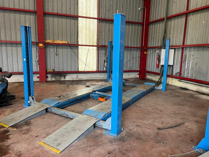 Twin Busch TW445 Pont 4 colonnes - Équipement de garage: photos 1 Twin Busch TW445 Pont 4 colonnes - Équipement de garage: photos 1