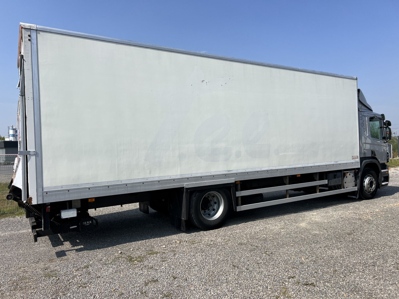 Scania P320 - Camion plateau: photos 4 Scania P320 - Camion plateau: photos 4