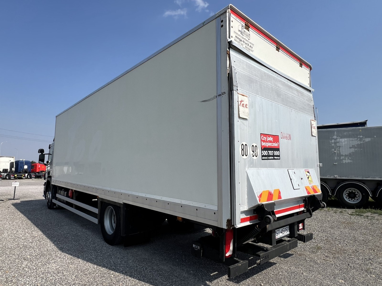 Scania P320 - Camion plateau: photos 5 Scania P320 - Camion plateau: photos 5