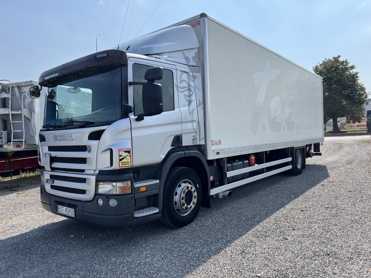 Scania P320 - Camion plateau: photos 2 Scania P320 - Camion plateau: photos 2