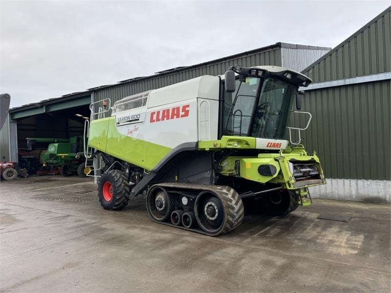 Claas Claas Lexion 600TT c/w V1200 Header - Accessoire de matériels de récolte: photos 1 Claas Claas Lexion 600TT c/w V1200 Header - Accessoire de matériels de récolte: photos 1