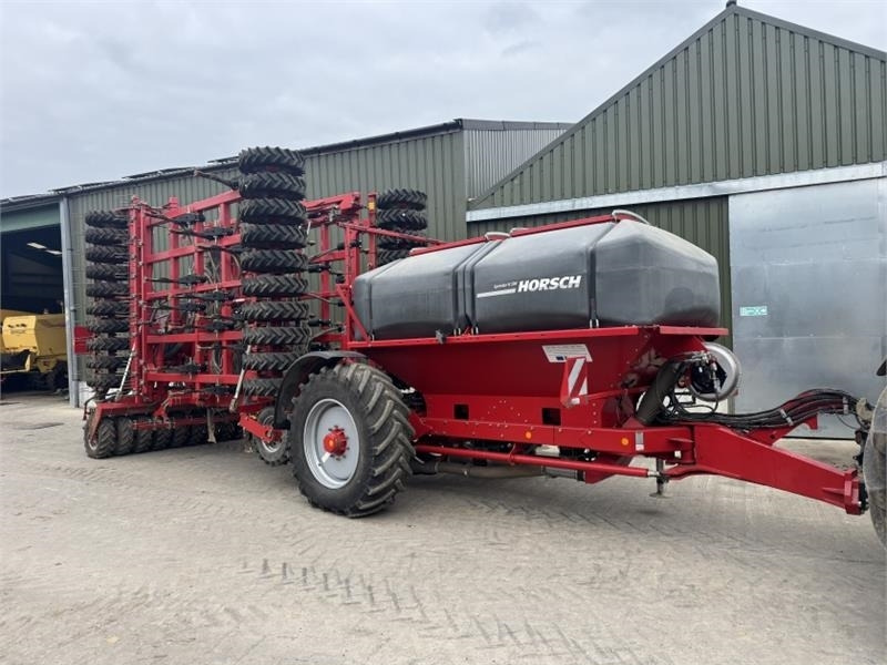 Horsch Sprinter 9SW Seed Drill **Grain,Fert & Small Seed* - Combiné de semis: photos 1 Horsch Sprinter 9SW Seed Drill **Grain,Fert & Small Seed* - Combiné de semis: photos 1