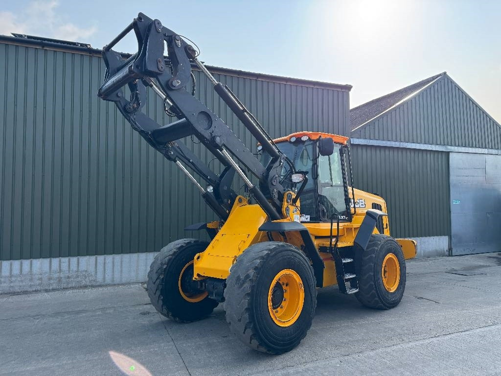JCB 437 HT Agri - Valet de ferme: photos 3 JCB 437 HT Agri - Valet de ferme: photos 3