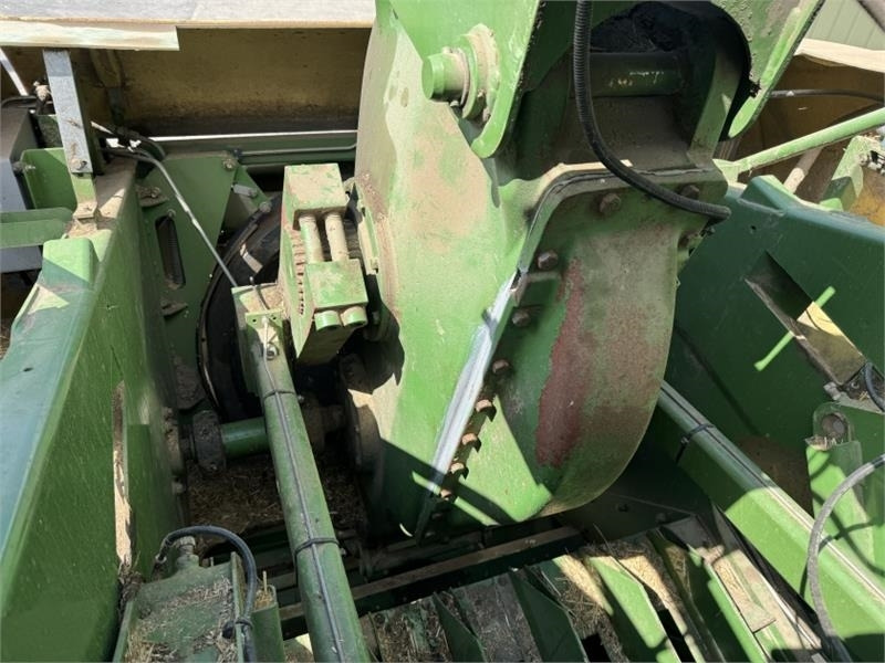 Crédit-bail de Krone Krone Big Pack 12130 Square Baler  Krone Krone Big Pack 12130 Square Baler: photos 23