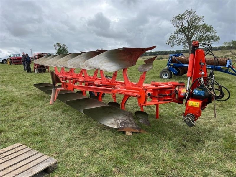 Kuhn Multi-Master 153 6 Furrow Plough - Charrue: photos 1 Kuhn Multi-Master 153 6 Furrow Plough - Charrue: photos 1