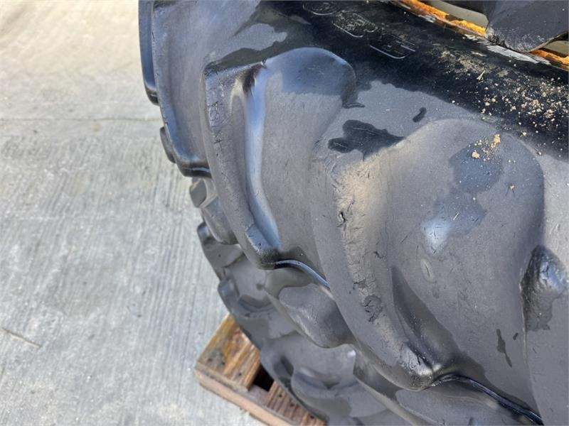 Firestone 340/85R36 and 380/90R50 New Holland Rowcrop Wheels - Machine agricole: photos 4 Firestone 340/85R36 and 380/90R50 New Holland Rowcrop Wheels - Machine agricole: photos 4