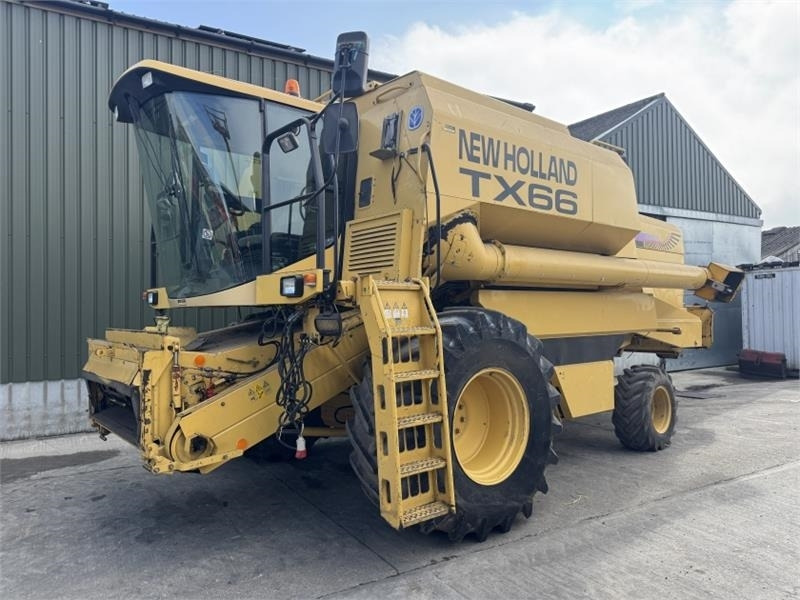 New Holland TX66 Combine Harvester c/w 20ft Header - Accessoire de matériels de récolte: photos 1 New Holland TX66 Combine Harvester c/w 20ft Header - Accessoire de matériels de récolte: photos 1