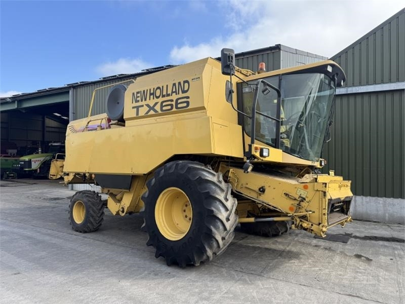 New Holland TX66 Combine Harvester c/w 20ft Header - Accessoire de matériels de récolte: photos 3 New Holland TX66 Combine Harvester c/w 20ft Header - Accessoire de matériels de récolte: photos 3