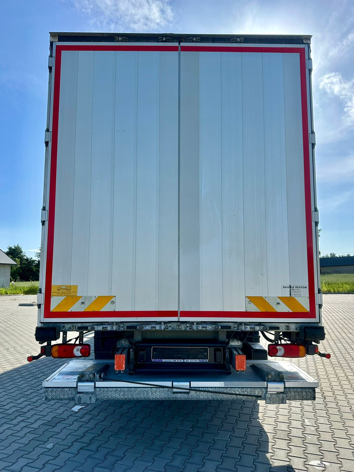 IVECO EUROCARGO 180-280 / FIRANKA / WINDA / 20 PALET / 80 TYŚ KM / 2023 ROK / 9 223 KG ŁADOWNOŚ - Camion à rideaux coulissants: photos 5 IVECO EUROCARGO 180-280 / FIRANKA / WINDA / 20 PALET / 80 TYŚ KM / 2023 ROK / 9 223 KG ŁADOWNOŚ - Camion à rideaux coulissants: photos 5