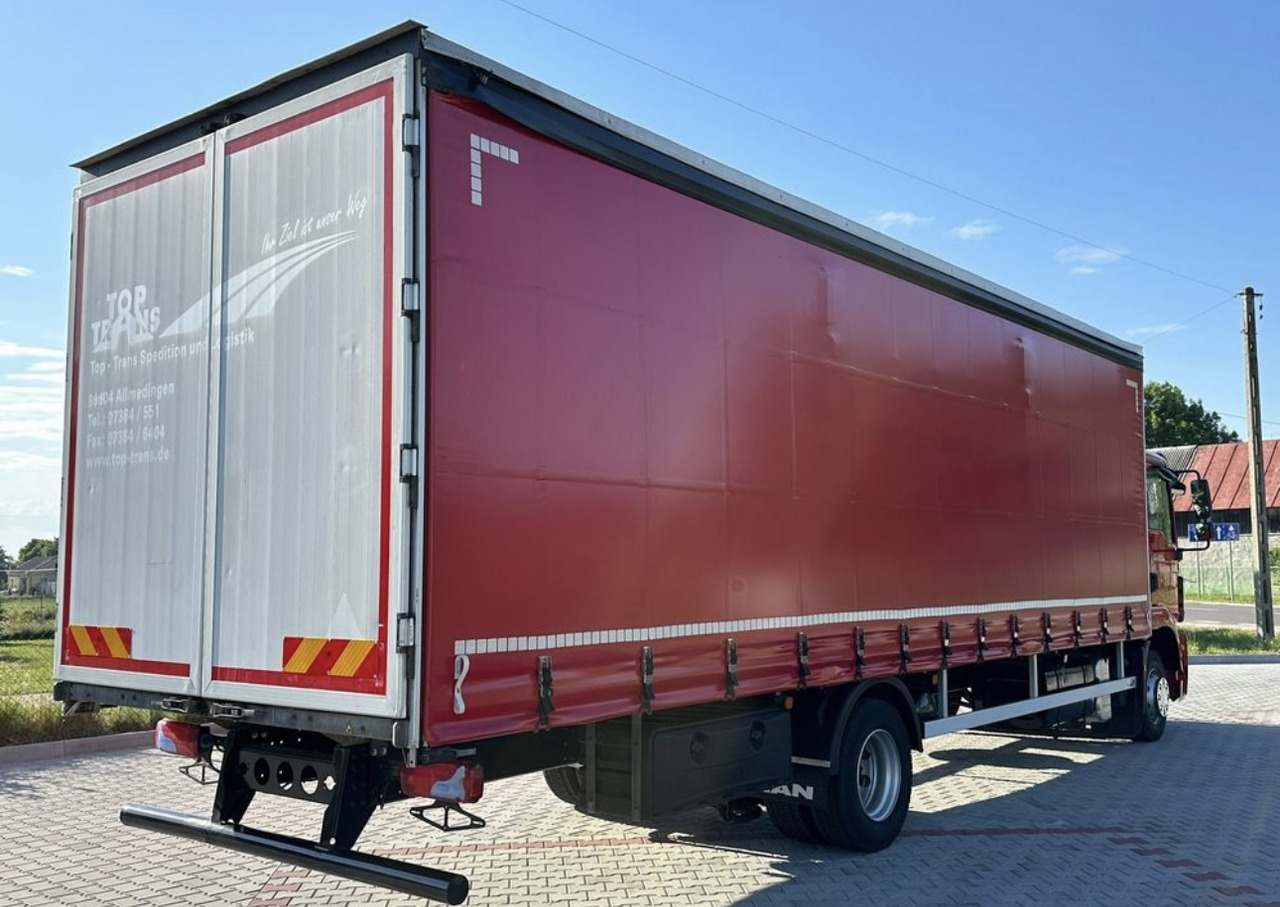 MAN TGM 15.290 / FIRANKA / 21 EUROPALET / AUTOMAT - Camion à rideaux coulissants: photos 4 MAN TGM 15.290 / FIRANKA / 21 EUROPALET / AUTOMAT - Camion à rideaux coulissants: photos 4