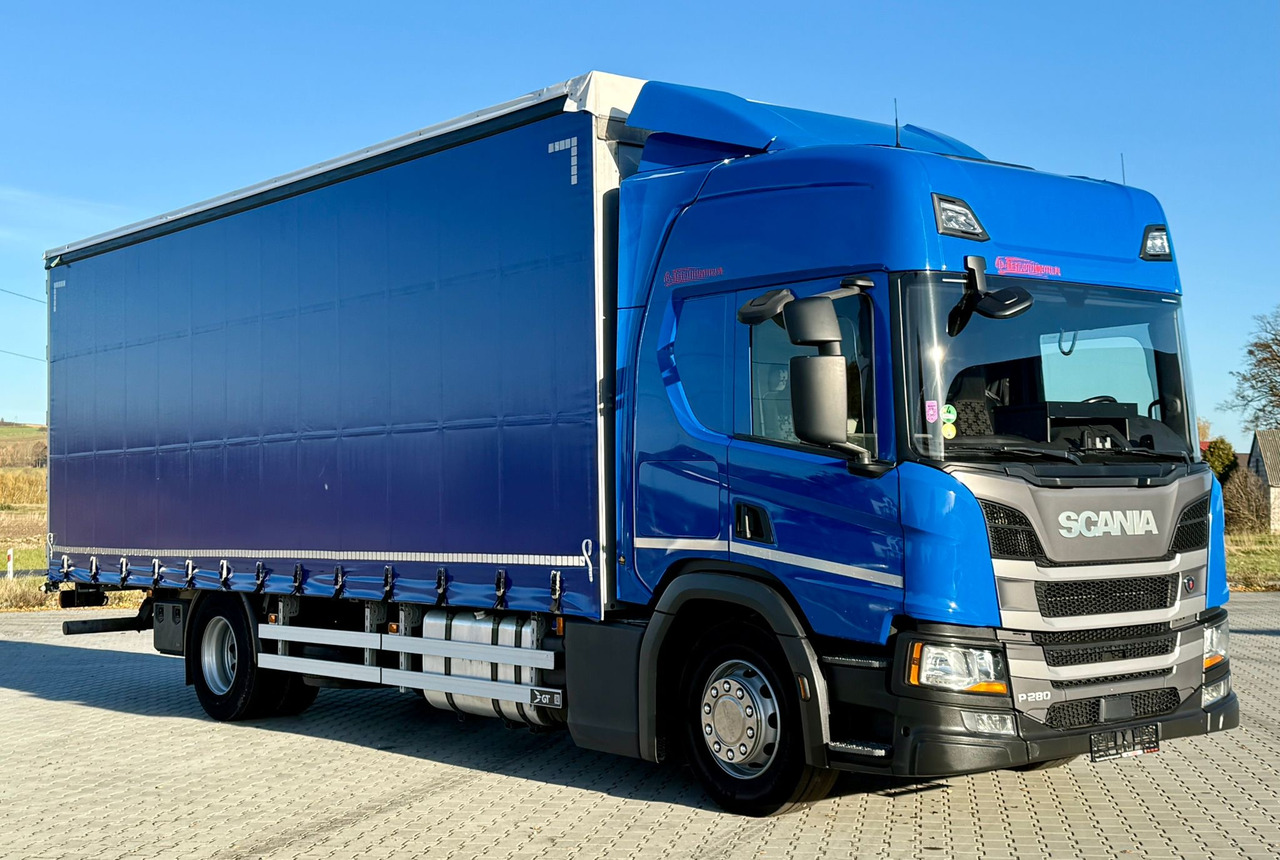 SCANIA P280 / FIRANKA / 20 EUROPALET / SYPIALKA / SILNIK 6 / AUTOMAT - Camion à rideaux coulissants: photos 1 SCANIA P280 / FIRANKA / 20 EUROPALET / SYPIALKA / SILNIK 6 / AUTOMAT - Camion à rideaux coulissants: photos 1