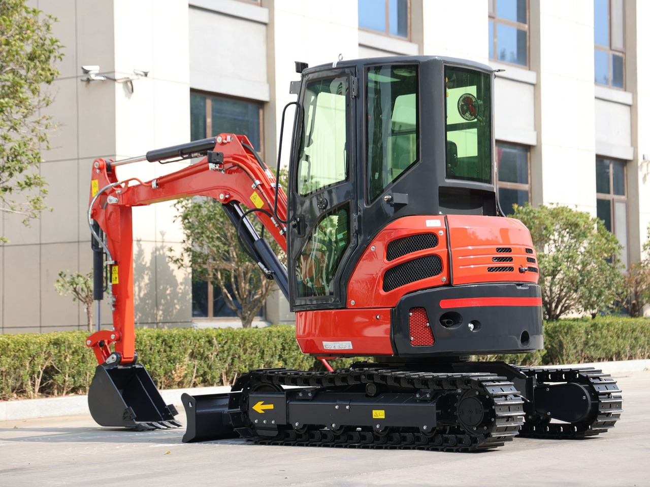 KUBOTA Diesel Mini excavator 3.5 Ton - Müller Machinery MB 35 Plus - VKSH - Mini pelle: photos 4 KUBOTA Diesel Mini excavator 3.5 Ton - Müller Machinery MB 35 Plus - VKSH - Mini pelle: photos 4