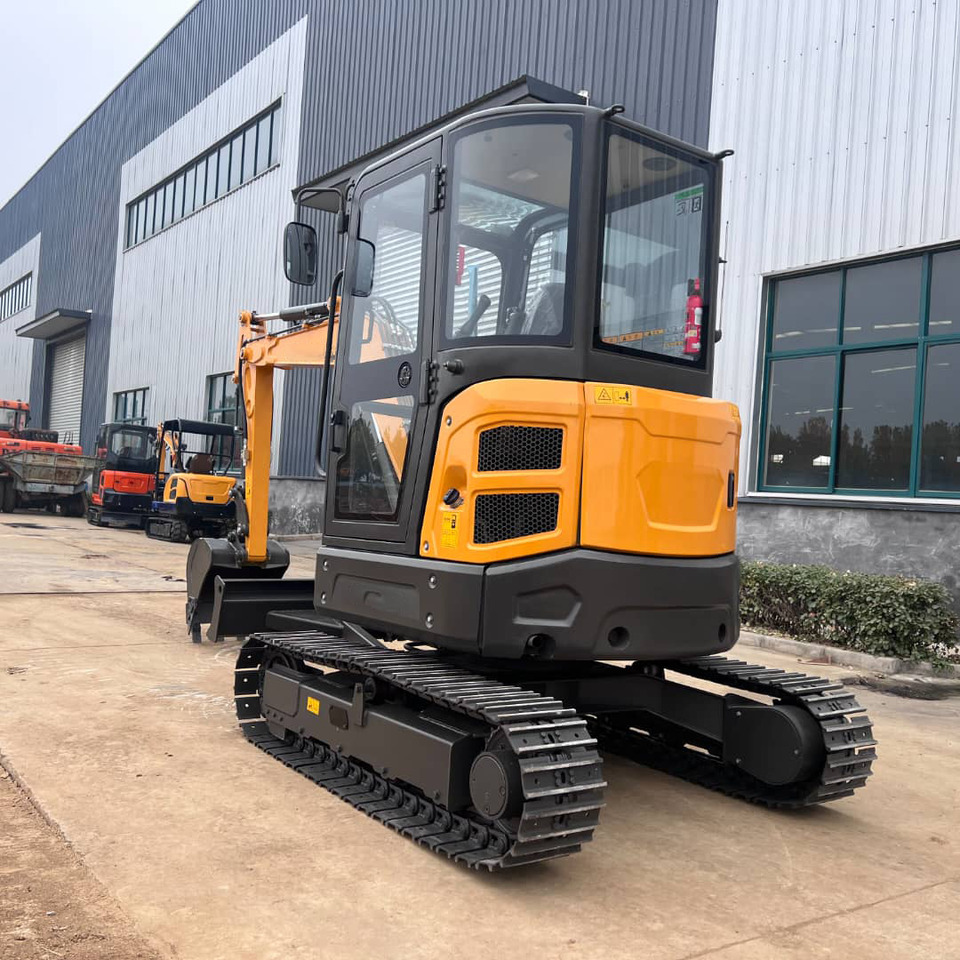 KUBOTA Diesel Mini excavator 4 Ton - Müller Machinery MB 40 Plus - VKSH - Mini pelle: photos 3 KUBOTA Diesel Mini excavator 4 Ton - Müller Machinery MB 40 Plus - VKSH - Mini pelle: photos 3