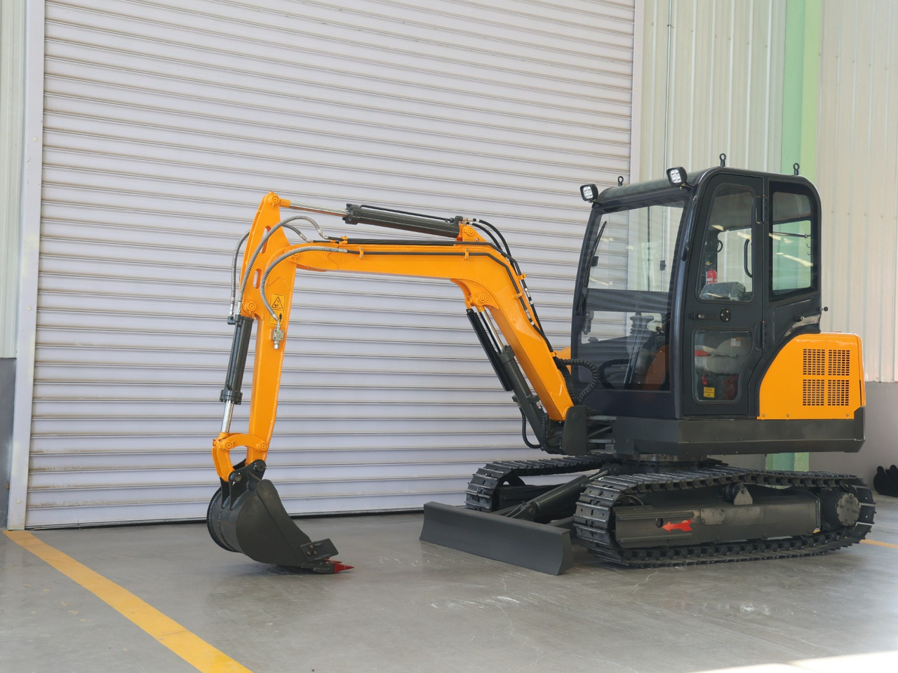 Müller Machinery Diesel Mini excavator 4 ton - Müller Machinery MB 40 - VKSH Xinchai 4D32 Series Motor - Mini pelle: photos 5 Müller Machinery Diesel Mini excavator 4 ton - Müller Machinery MB 40 - VKSH Xinchai 4D32 Series Motor - Mini pelle: photos 5