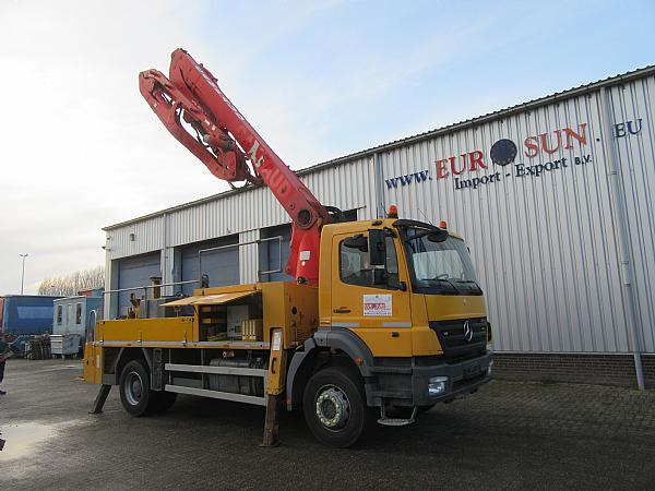 Camion pompe PUTZMEISTER M20.4 - MB 1829 4x2: photos 8 Camion pompe PUTZMEISTER M20.4 - MB 1829 4x2: photos 8