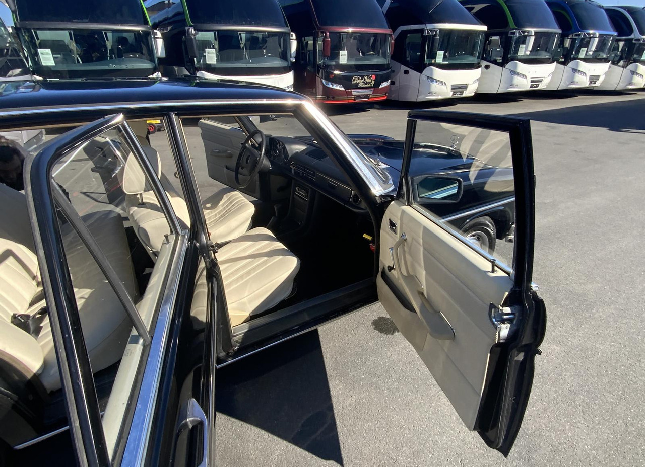 Voiture Mercedes-Benz 200 D/8: photos 7