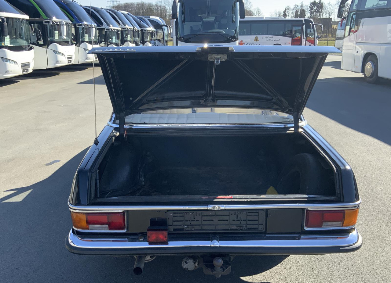Voiture Mercedes-Benz 200 D/8: photos 11