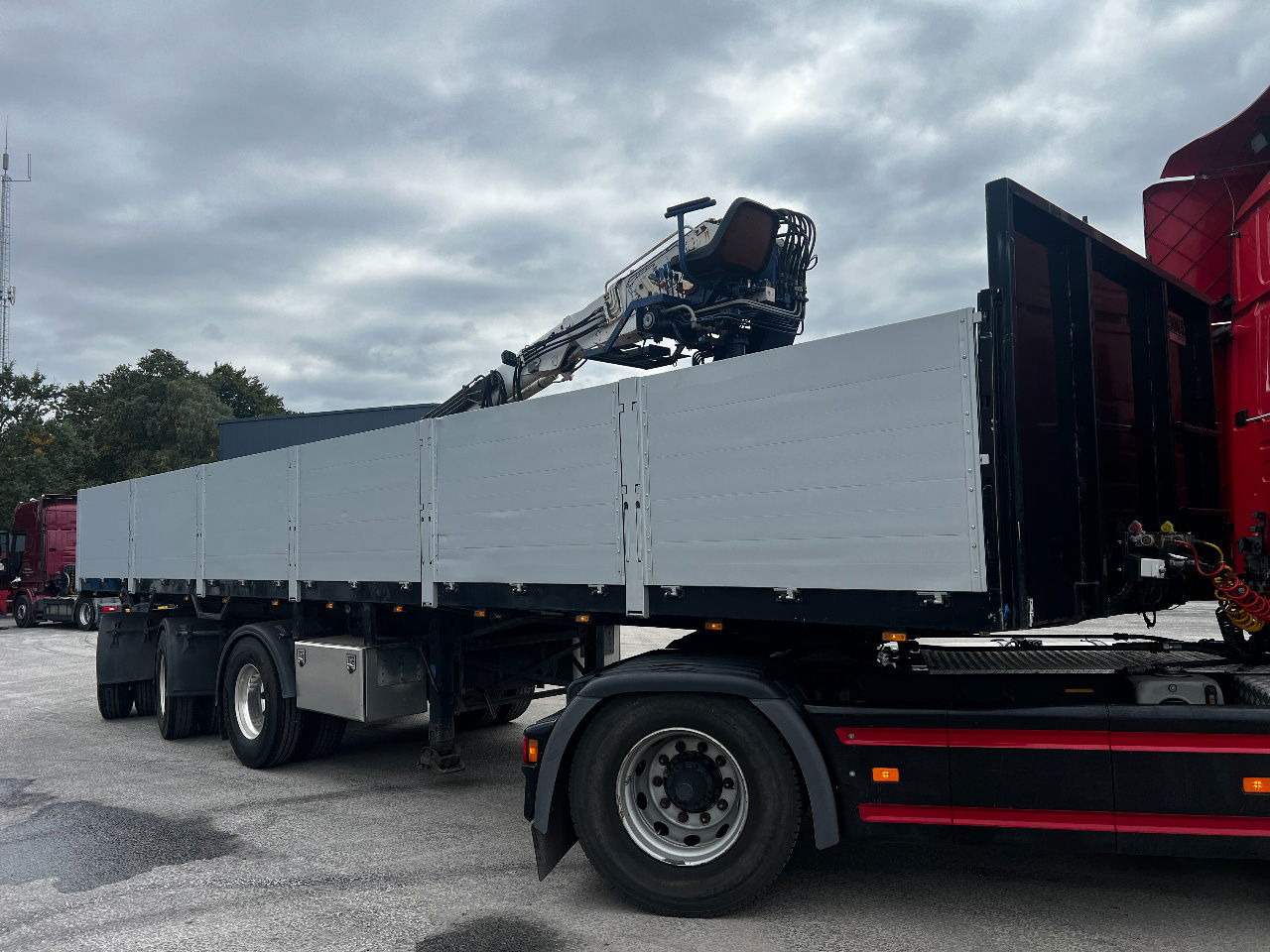 Pacton Stenenoplegger met Kennis 14.000 Kraan, Crane - Semi-remorque plateau: photos 2 Pacton Stenenoplegger met Kennis 14.000 Kraan, Crane - Semi-remorque plateau: photos 2
