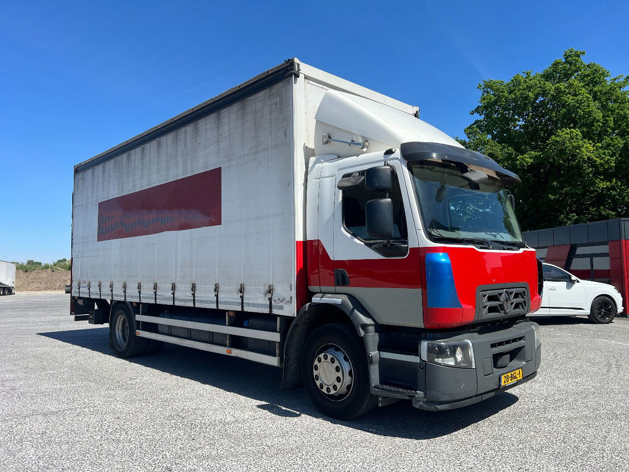Renault D Wide 330, 19Ton, New tacho - Camion à rideaux coulissants: photos 2 Renault D Wide 330, 19Ton, New tacho - Camion à rideaux coulissants: photos 2