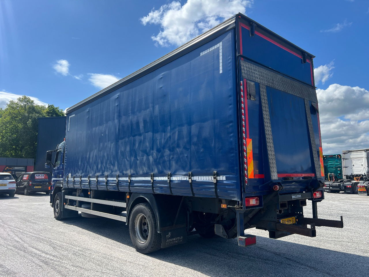 Volvo FM 9.300 Bordwanden, Euro 5 - Camion à rideaux coulissants: photos 4 Volvo FM 9.300 Bordwanden, Euro 5 - Camion à rideaux coulissants: photos 4