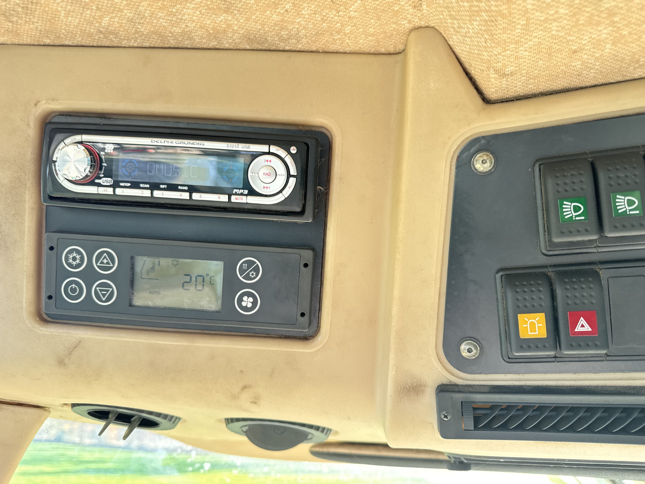 Faucheuse KRONE Big M II CV: photos 19