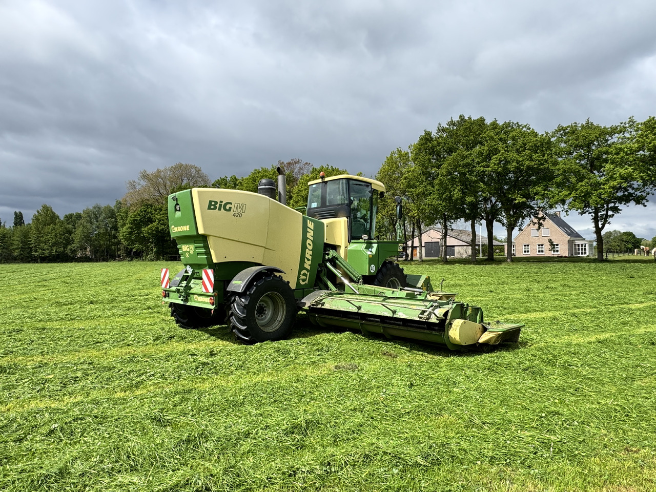 Krone Big M 420 CV - Faucheuse: photos 3 Krone Big M 420 CV - Faucheuse: photos 3