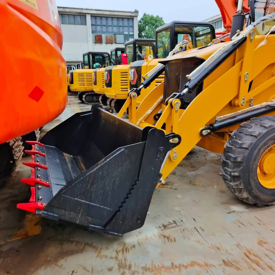 CAT 100% new caterpillar 420 F - Tractopelle: photos 5 CAT 100% new caterpillar 420 F - Tractopelle: photos 5