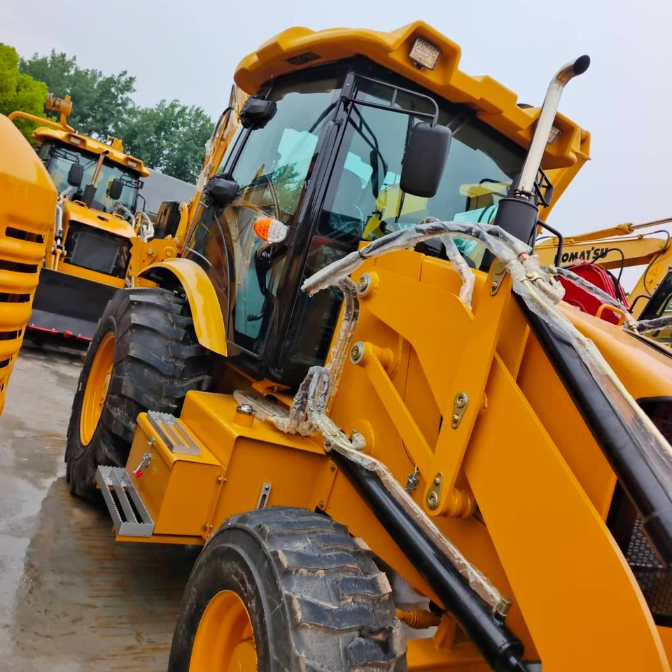 CAT 100% new caterpillar 420 F - Tractopelle: photos 2 CAT 100% new caterpillar 420 F - Tractopelle: photos 2