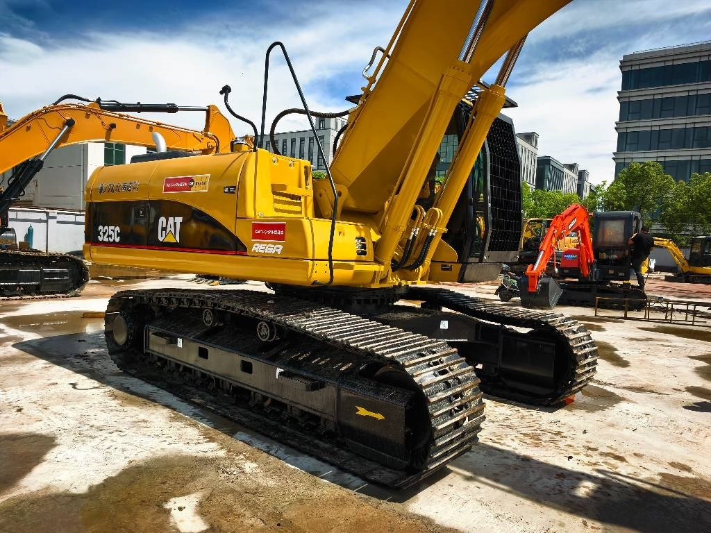 CAT 325 C - Pelle sur chenille: photos 4 CAT 325 C - Pelle sur chenille: photos 4