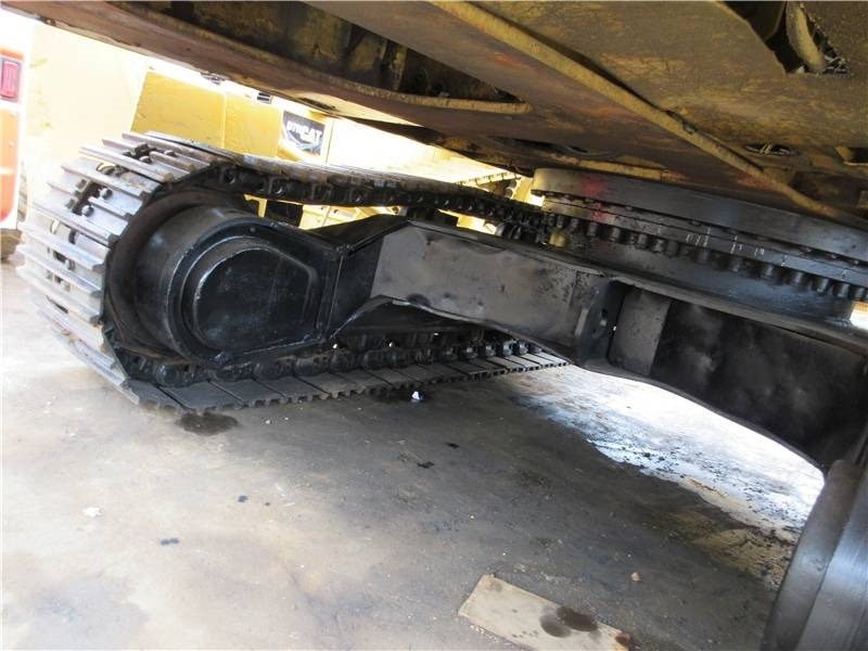 CAT 330 B L - Pelle sur chenille: photos 3 CAT 330 B L - Pelle sur chenille: photos 3