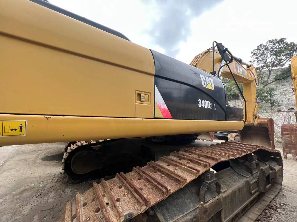 CAT 340 D L - Pelle sur chenille: photos 4 CAT 340 D L - Pelle sur chenille: photos 4