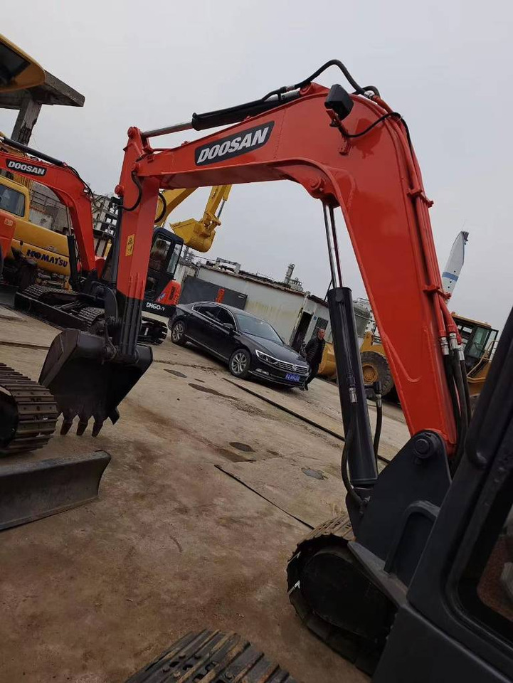 Doosan DH 60-7 - Mini pelle: photos 2 Doosan DH 60-7 - Mini pelle: photos 2