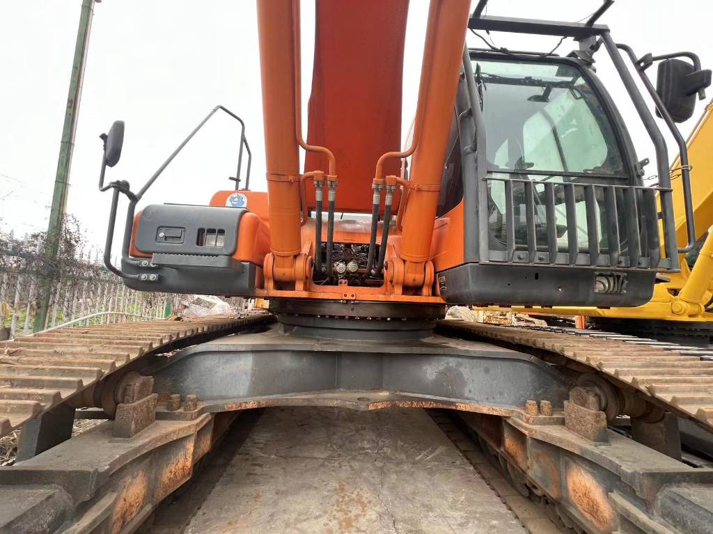 Doosan DX 500 LCA - Pelle sur chenille: photos 3 Doosan DX 500 LCA - Pelle sur chenille: photos 3