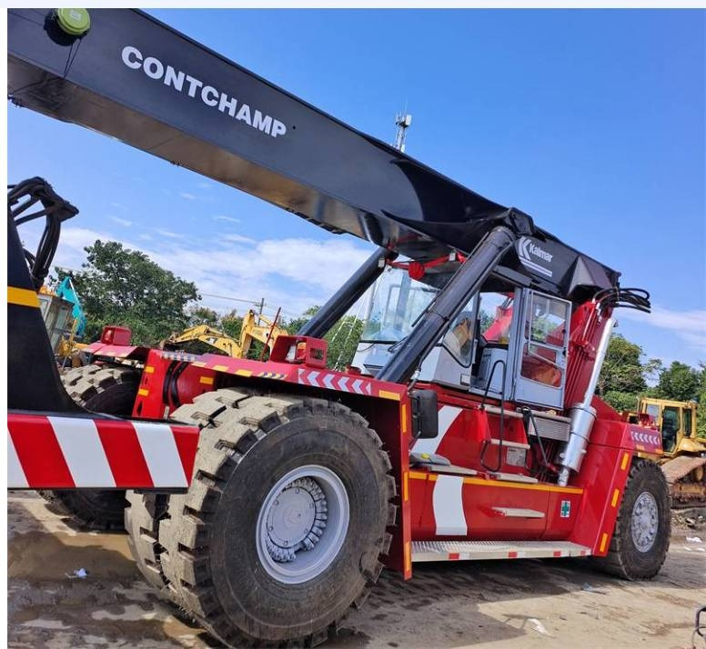 Kalmar DRF 450 - Reach stacker: photos 1 Kalmar DRF 450 - Reach stacker: photos 1