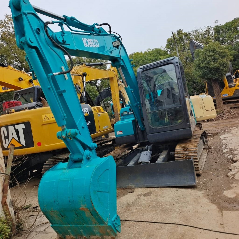 Kobelco SK 75 CSR - Pelle sur chenille: photos 3 Kobelco SK 75 CSR - Pelle sur chenille: photos 3