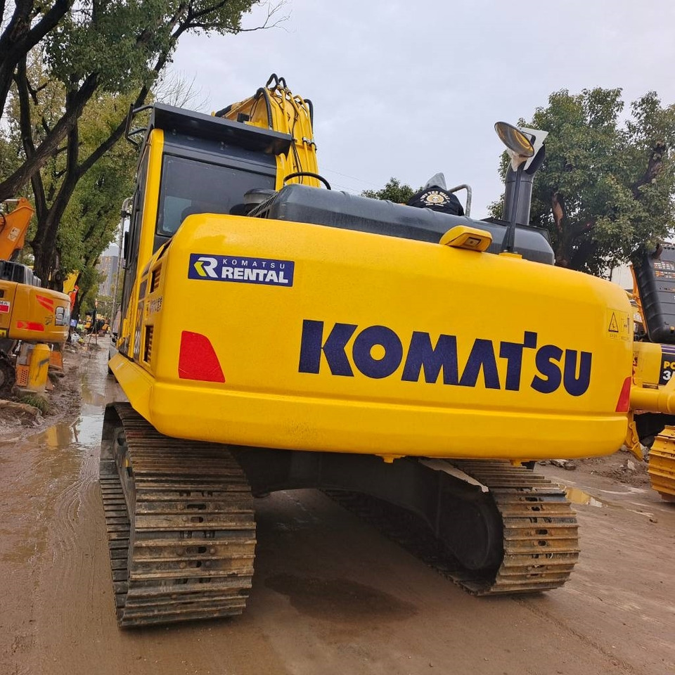 Komatsu PC 200 - Pelle sur chenille: photos 5 Komatsu PC 200 - Pelle sur chenille: photos 5