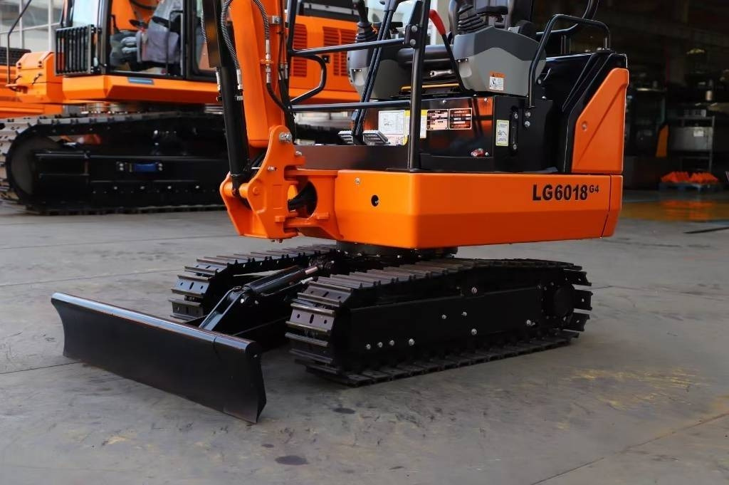 Lonking LG 6020 - Pelle sur chenille: photos 1 Lonking LG 6020 - Pelle sur chenille: photos 1