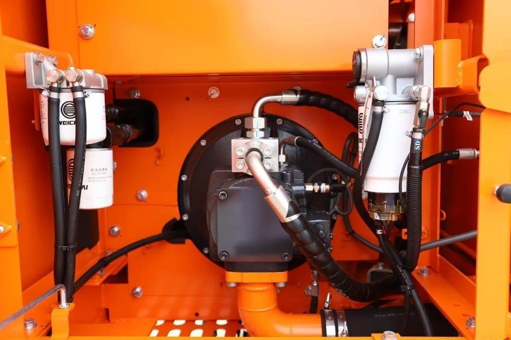 Lonking LG 6135 G4 100% Brand New Machine - Pelle sur chenille: photos 2 Lonking LG 6135 G4 100% Brand New Machine - Pelle sur chenille: photos 2