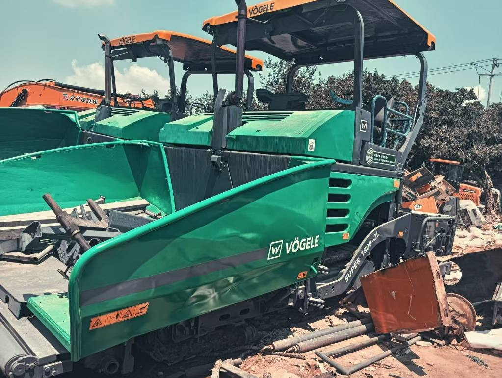 Vögele 1800-3 - Finisseur: photos 1 Vögele 1800-3 - Finisseur: photos 1