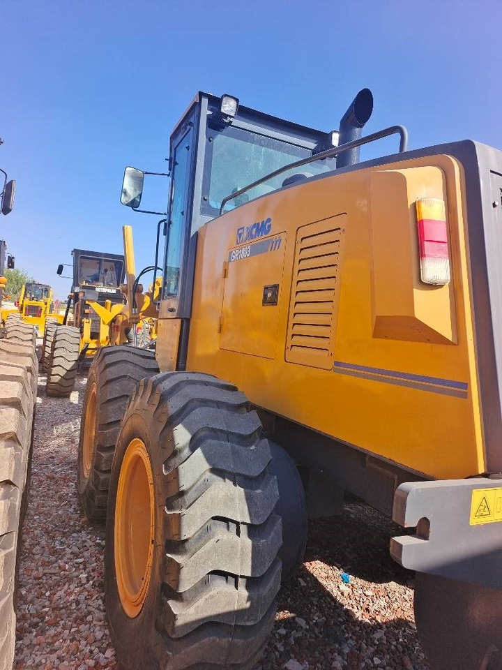 XCMG GR 180 - Pelle sur chenille: photos 4 XCMG GR 180 - Pelle sur chenille: photos 4