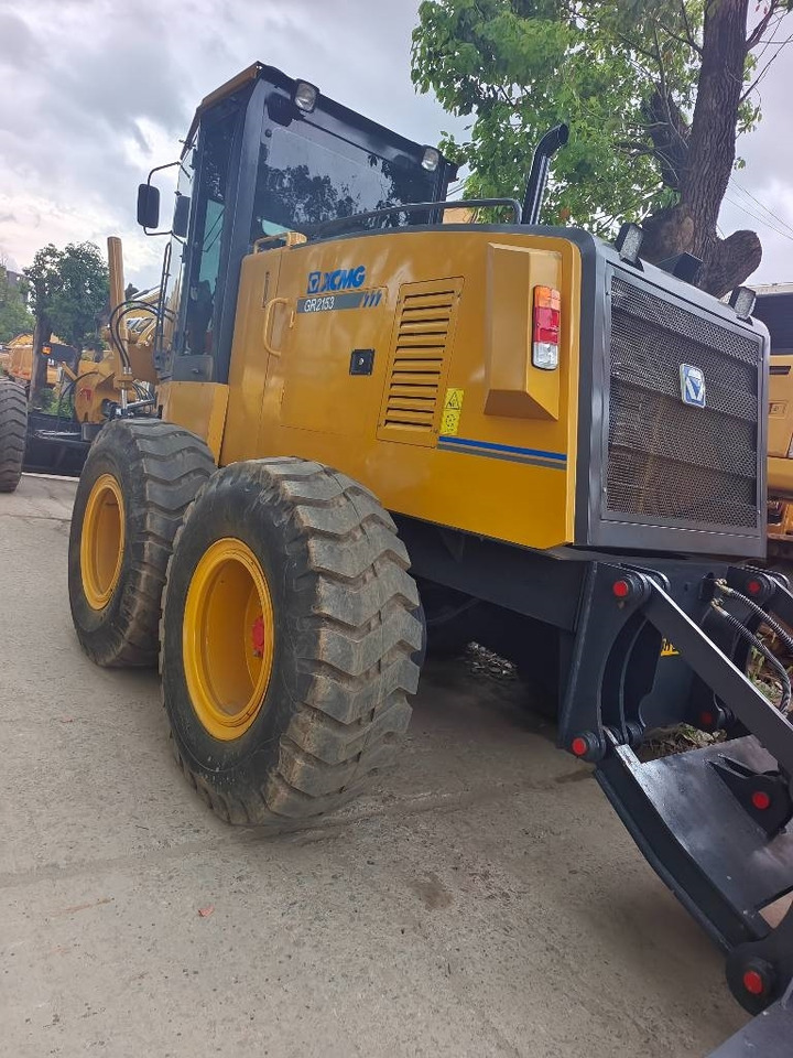 XCMG GR 2153 - Niveleuse: photos 2 XCMG GR 2153 - Niveleuse: photos 2