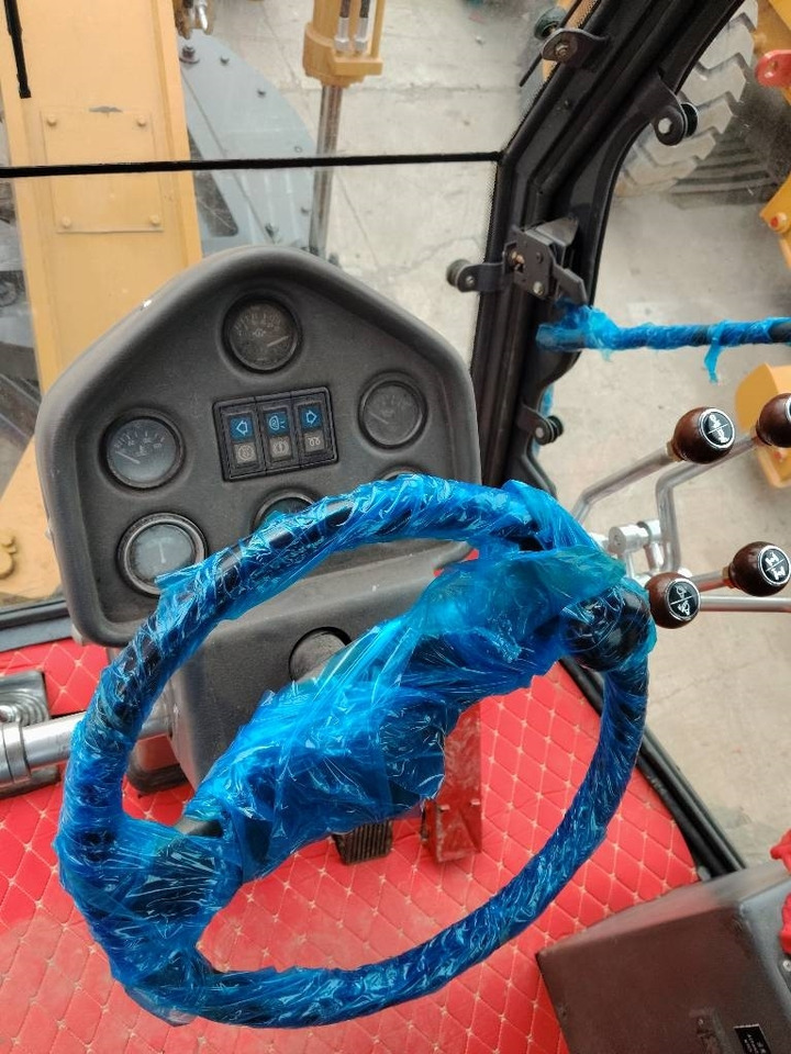 Crédit-bail de  XCMG GR2153 XCMG GR2153: photos 6