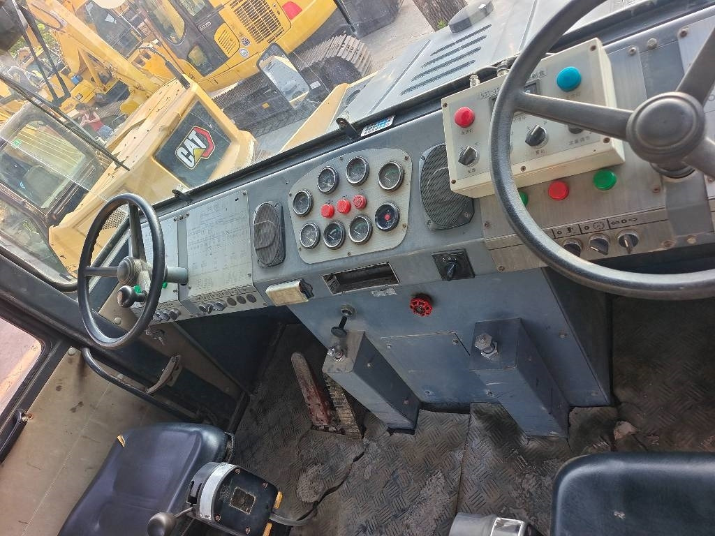 Compacteur à pneus XCMG XP 263: photos 17 Compacteur à pneus XCMG XP 263: photos 17