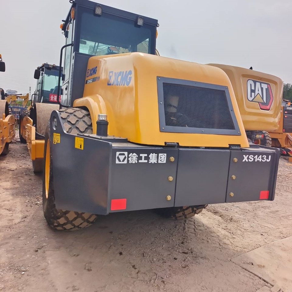 Crédit-bail de  XCMG XS 143J XCMG XS 143J: photos 6