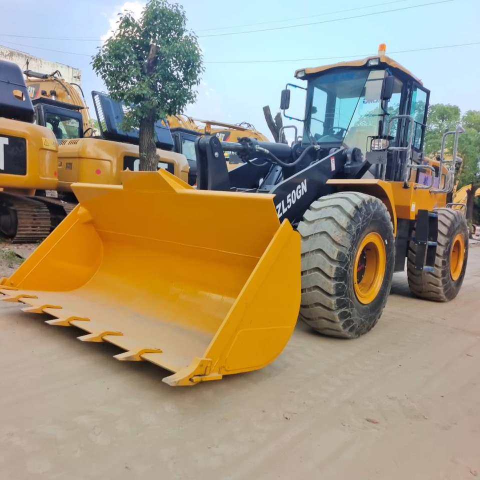 XCMG ZL 50 GN - Chargeuse sur pneus: photos 5 XCMG ZL 50 GN - Chargeuse sur pneus: photos 5
