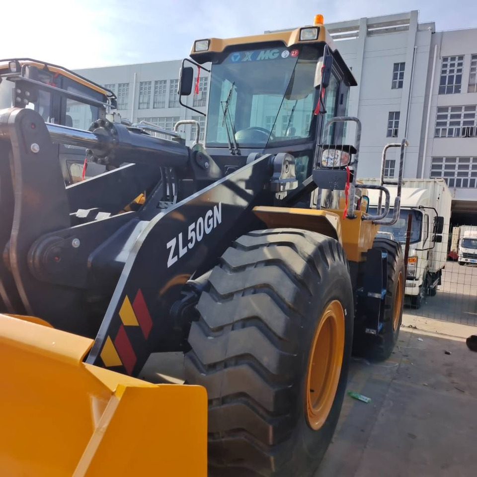 XCMG ZL 50 GN - Chargeuse sur pneus: photos 1 XCMG ZL 50 GN - Chargeuse sur pneus: photos 1